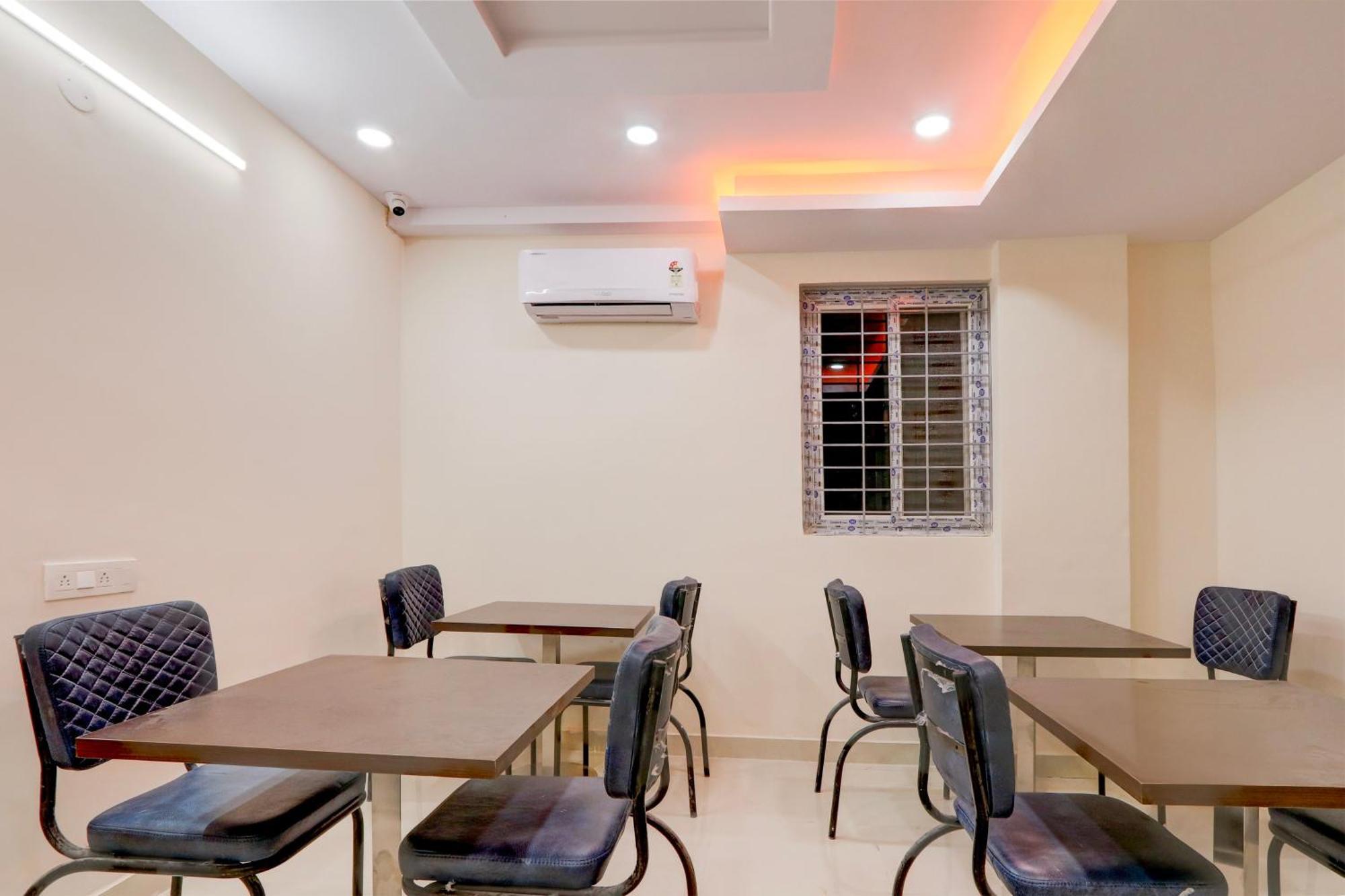 Super Townhouse Nanak Ram Guda Near Waverock Sez Hyderabad Luaran gambar