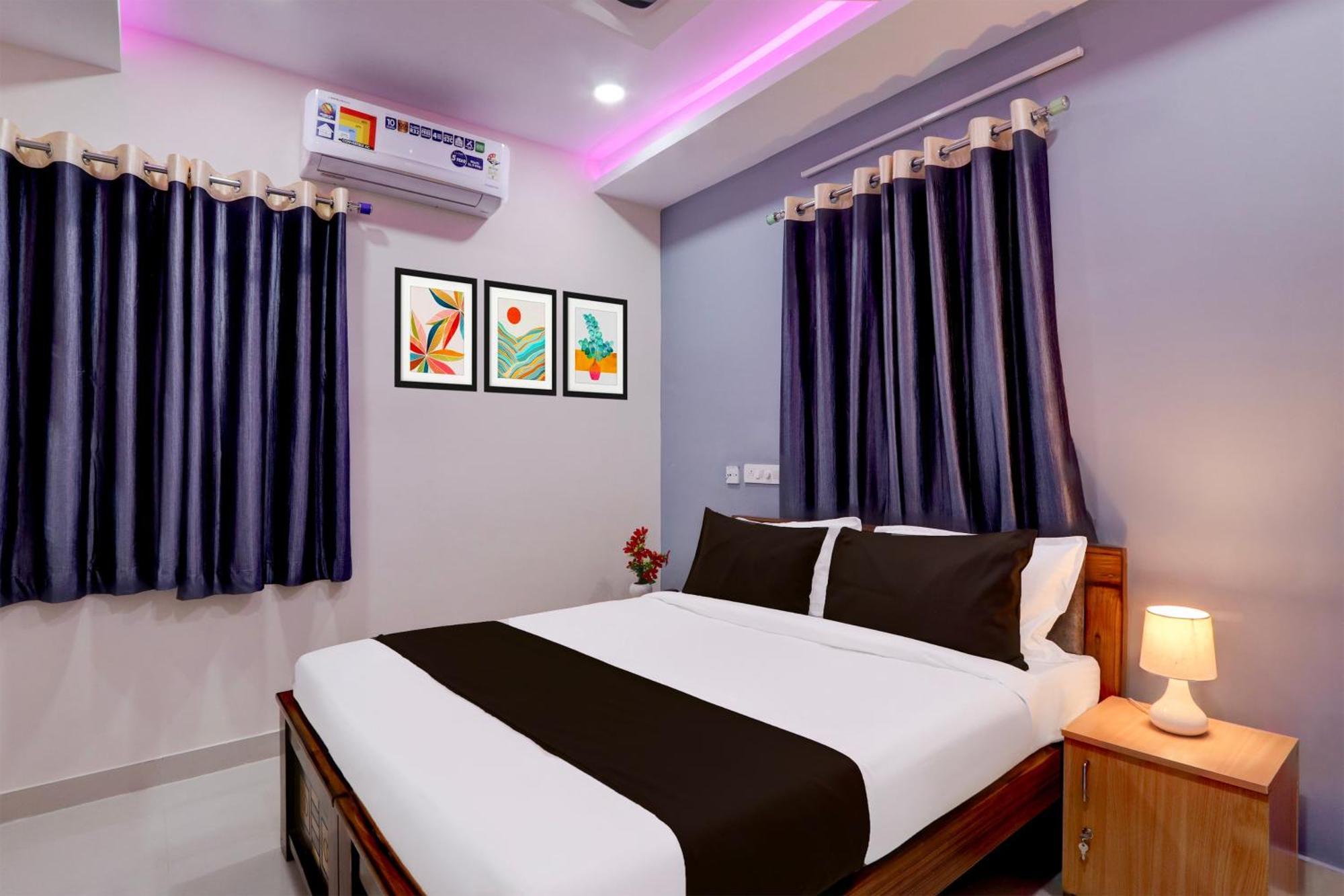 Super Townhouse Nanak Ram Guda Near Waverock Sez Hyderabad Luaran gambar